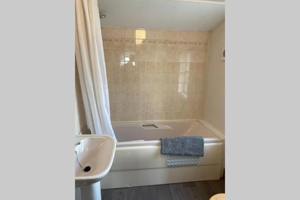 ניוטון סטיוארט Galloway Farmstay Broughton מראה חיצוני תמונה